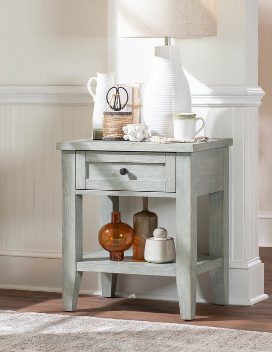 Trisha Yearwood XXX's & OOO's Open Nightstand - alternate view