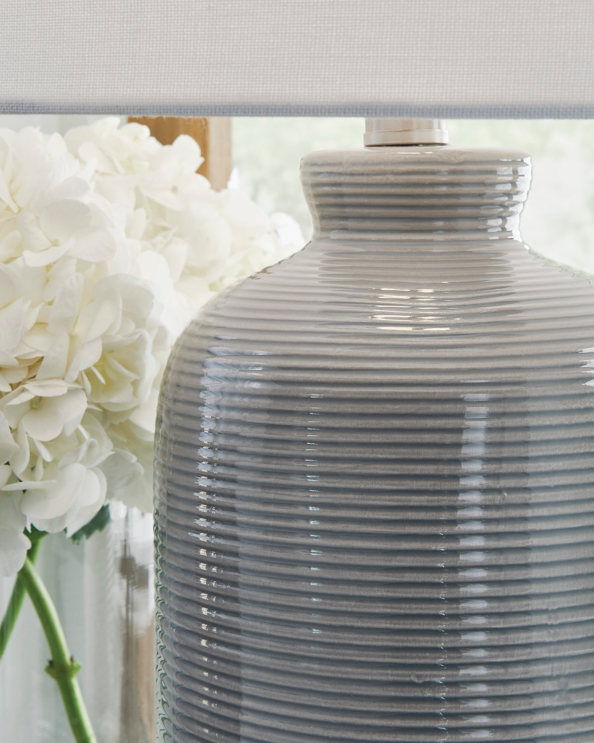 Ashley Wimlow Ceramic Table Lamp