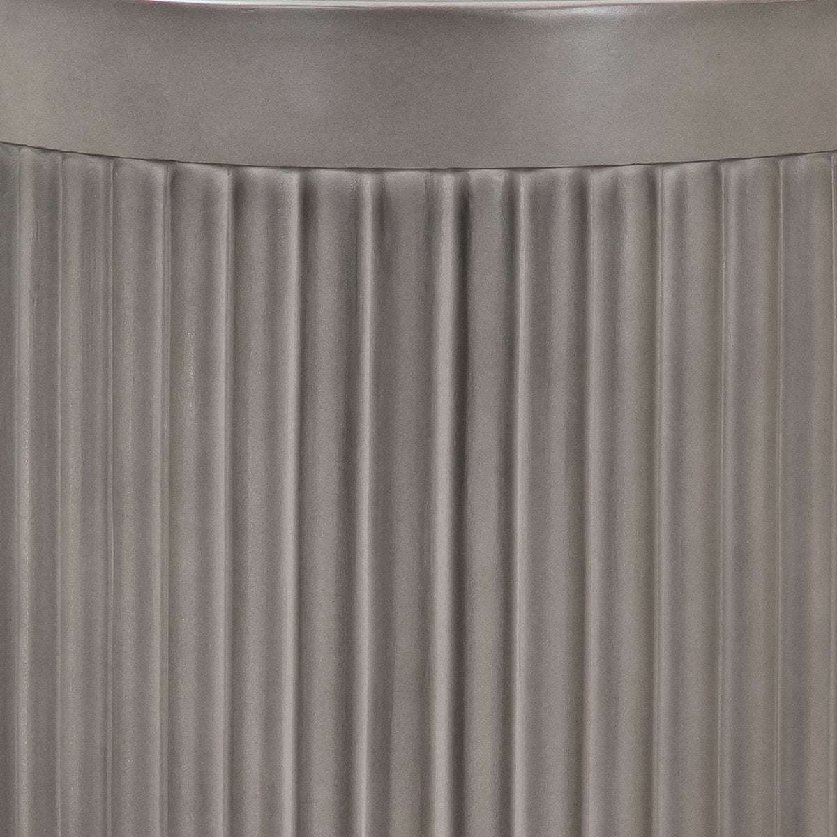 Wave Round Indoor/Outdoor End Table Stool