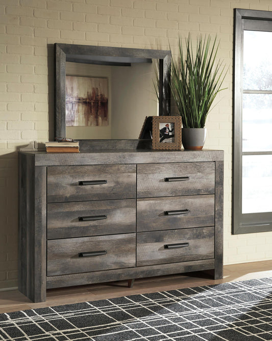 Wynnlow Dresser and Mirror - alternate view