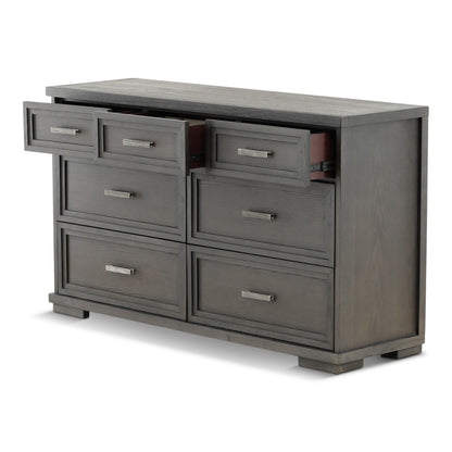 Amelia Dresser