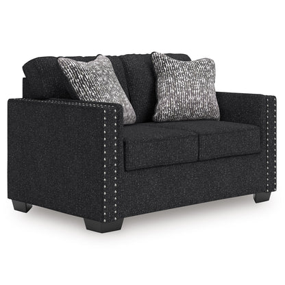 Jasmine Peaks Loveseat