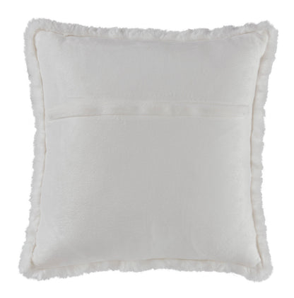 Gariland Pillow