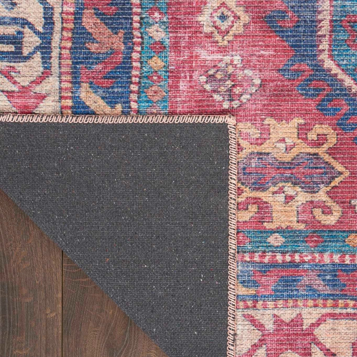 NC1 7'10" x 9'10" Washable Rug