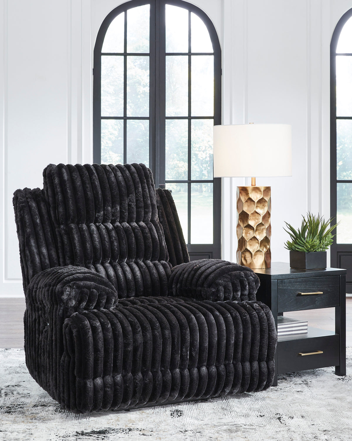 Technique Zero Wall Power Recliner