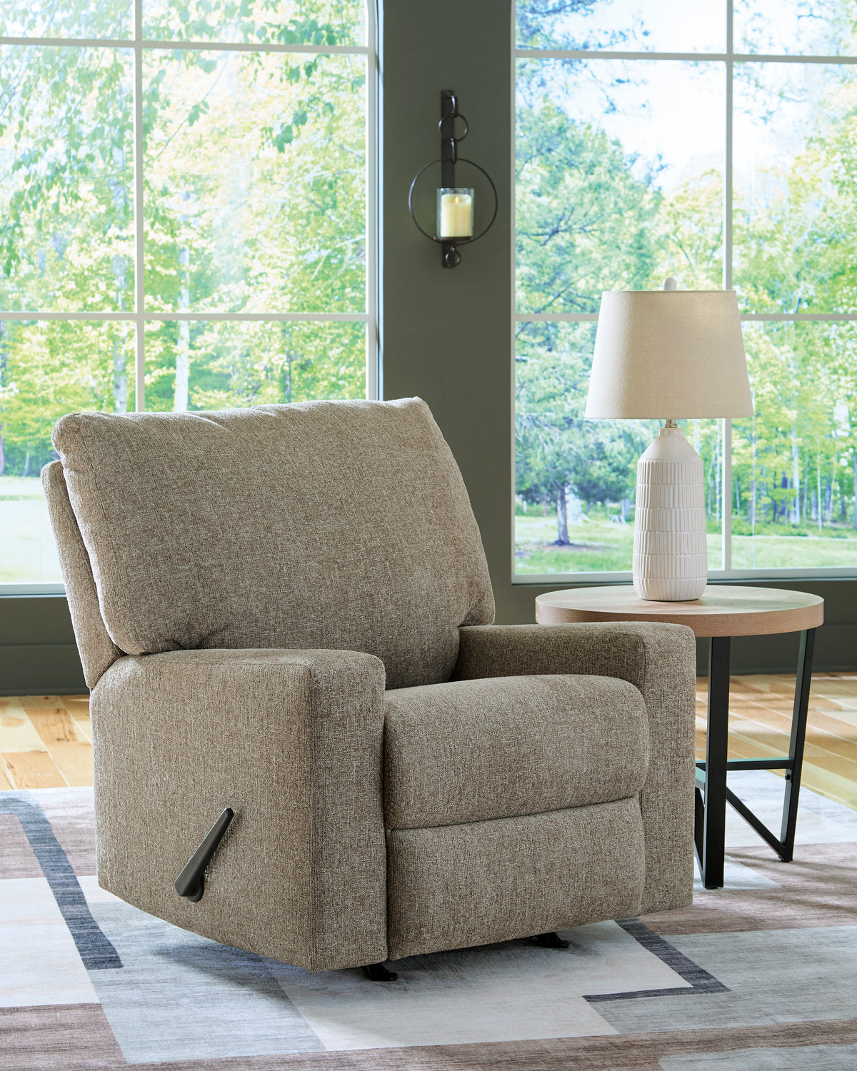 Newellen Rocker Recliner