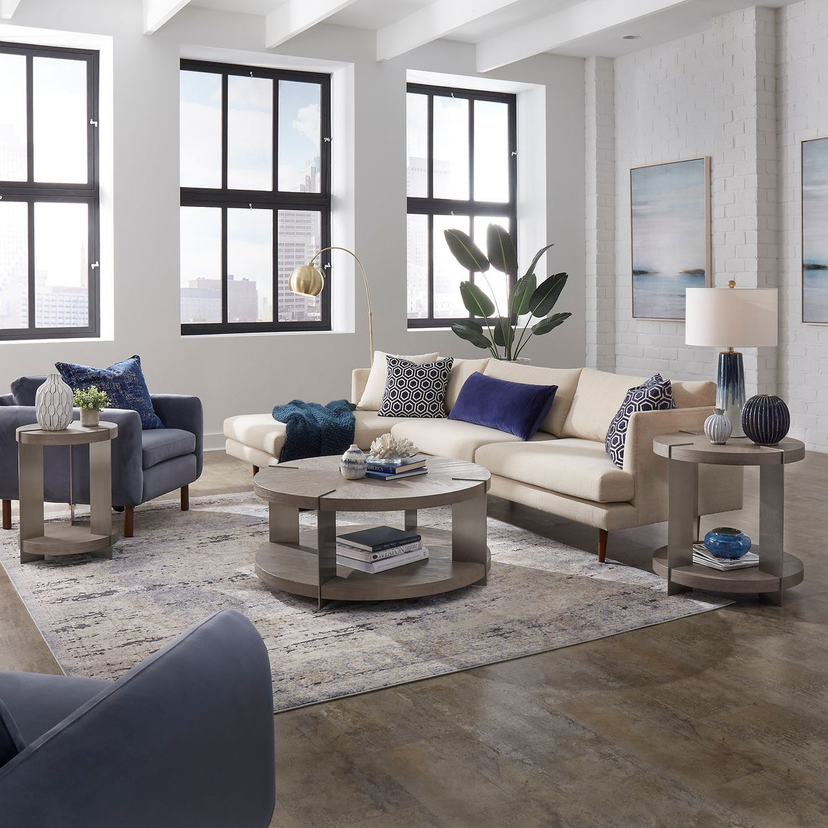 Kasyn Round End Table
