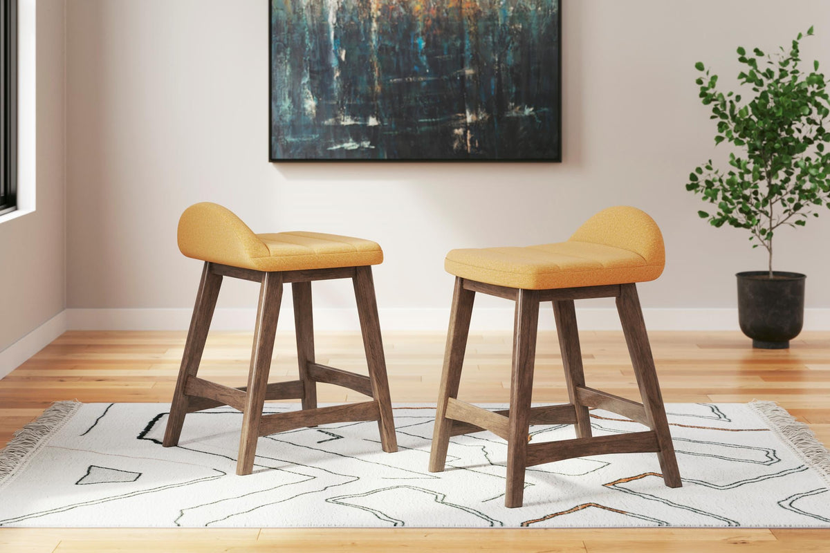 Lyncott Counter Height Bar Stool (Set of 2)