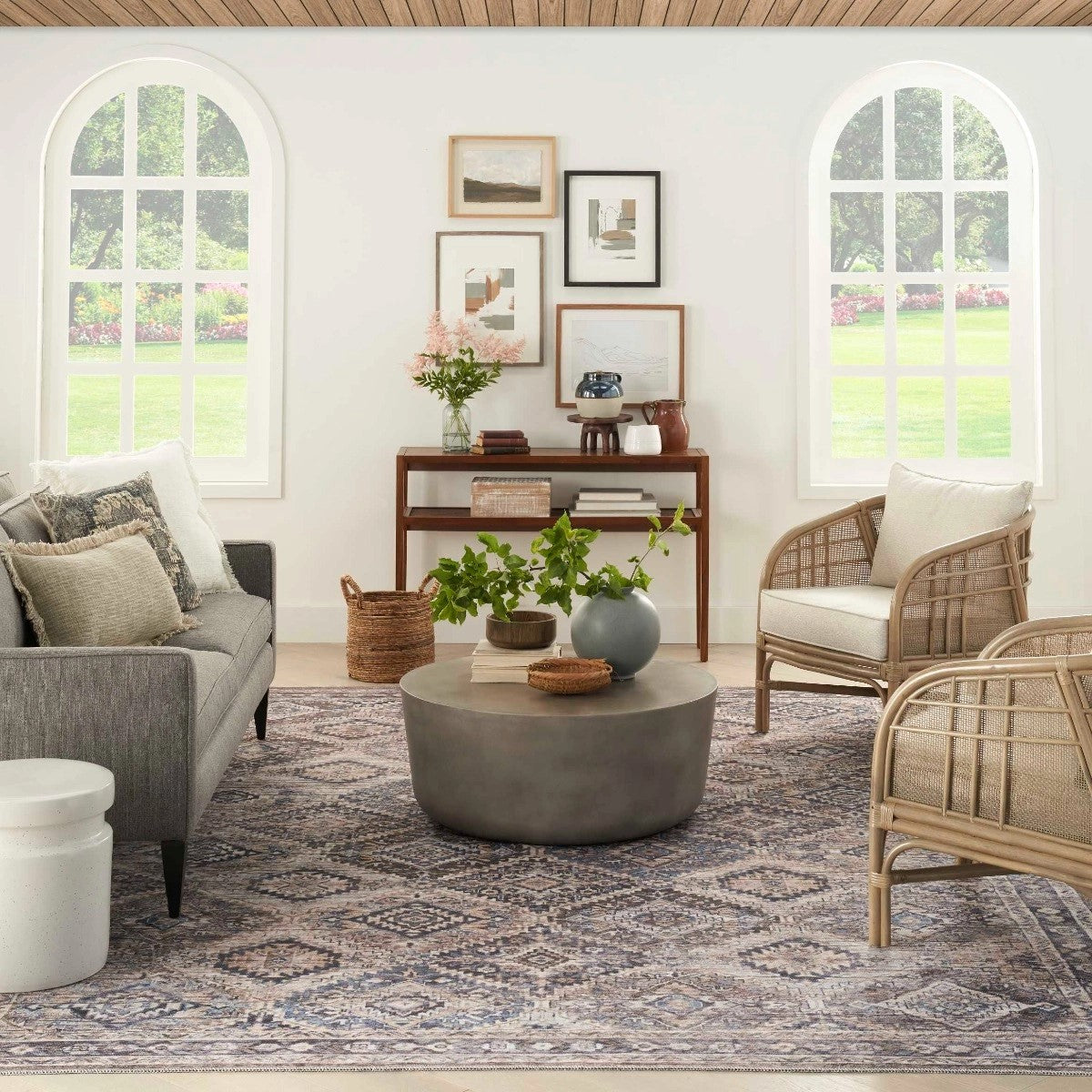 NC1 7'10" x 9'10" Washable Rug