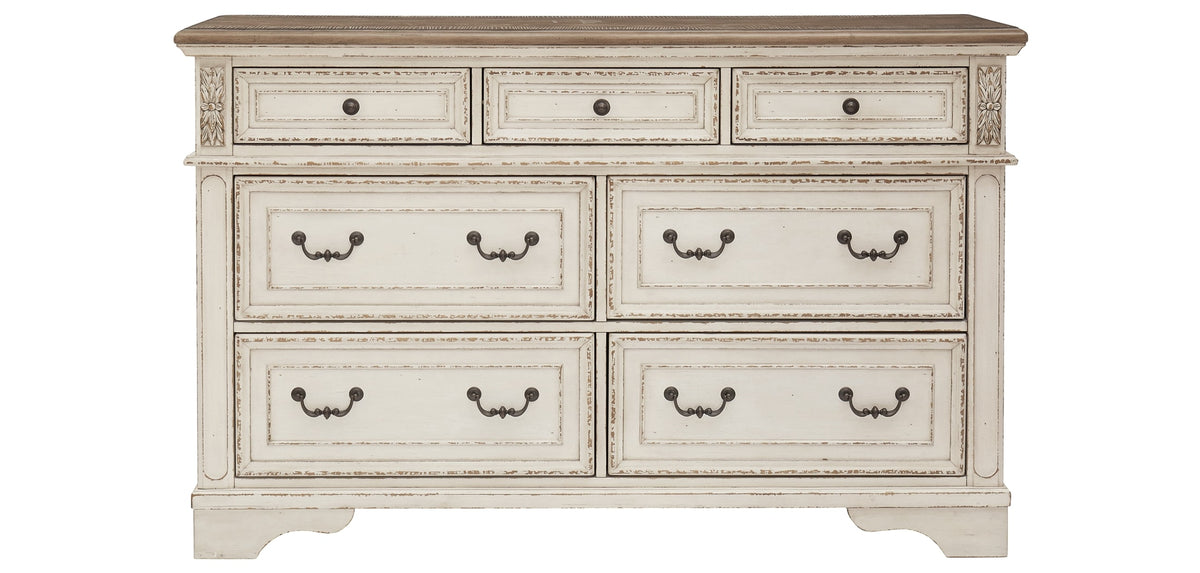 Realyn 7-Drawer Dresser