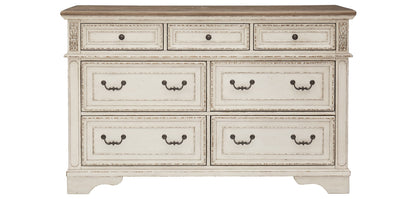 Realyn 7-Drawer Dresser