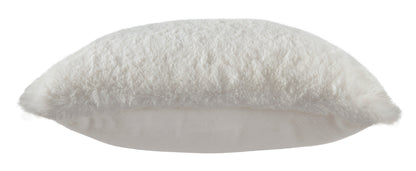 Gariland Pillow