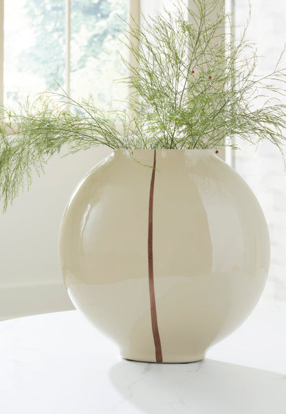 Ashley Sheabourne Vase