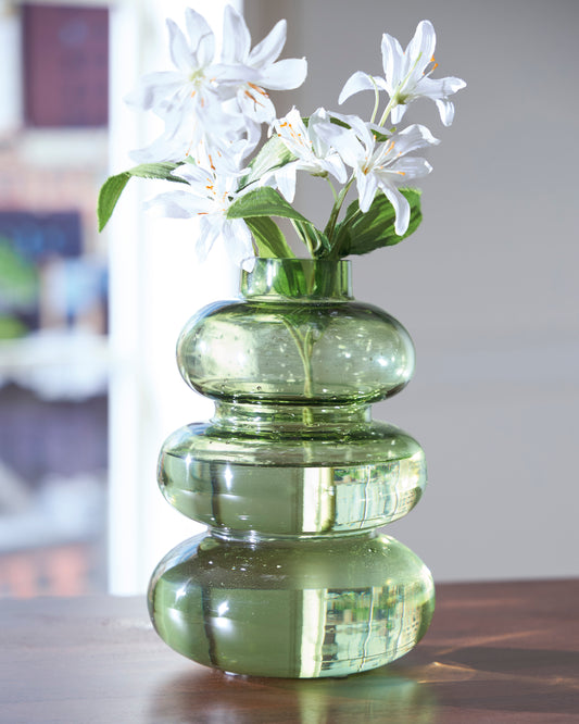 Renethorne Vase - alternate view
