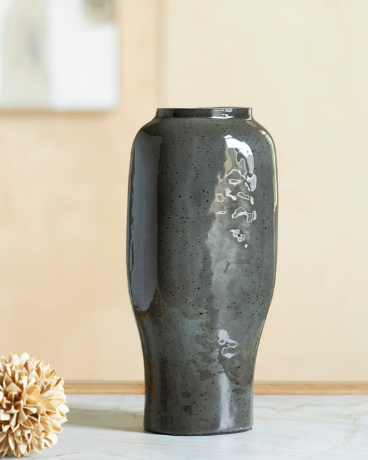Ashley Kierlain Vase - alternate view