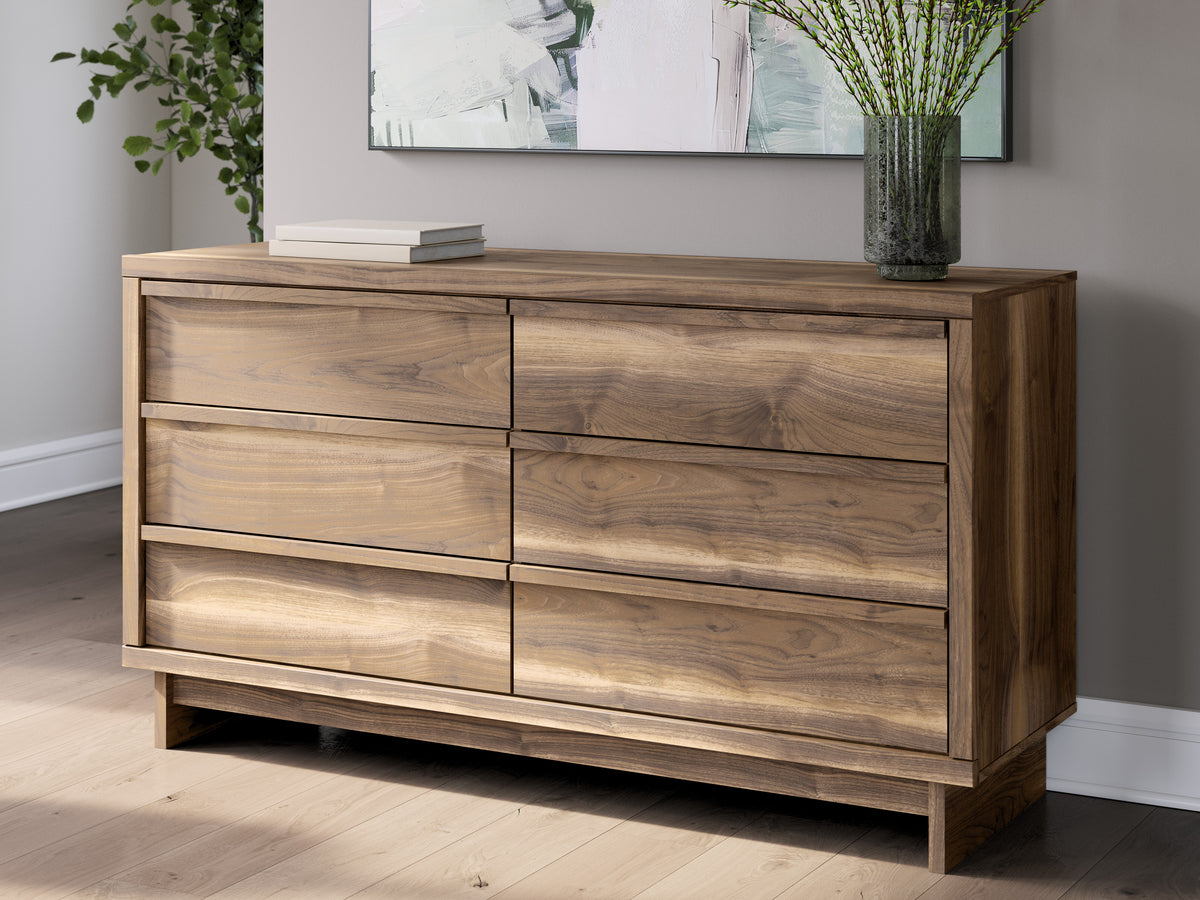 Zadilyn Large Dresser
