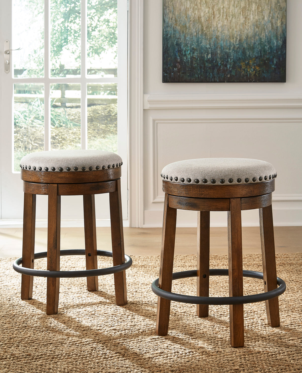 Valebeck Counter Height Barstool (set of 2)