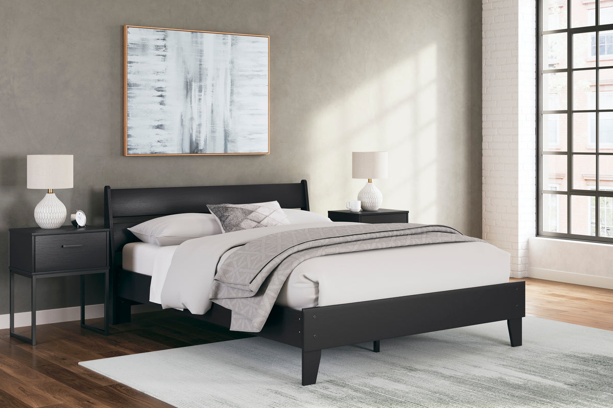 Socalle Panel Platform Bed