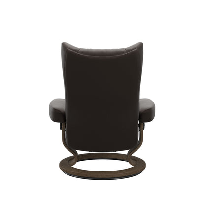 Wing Large Classic Chair and Ottoman