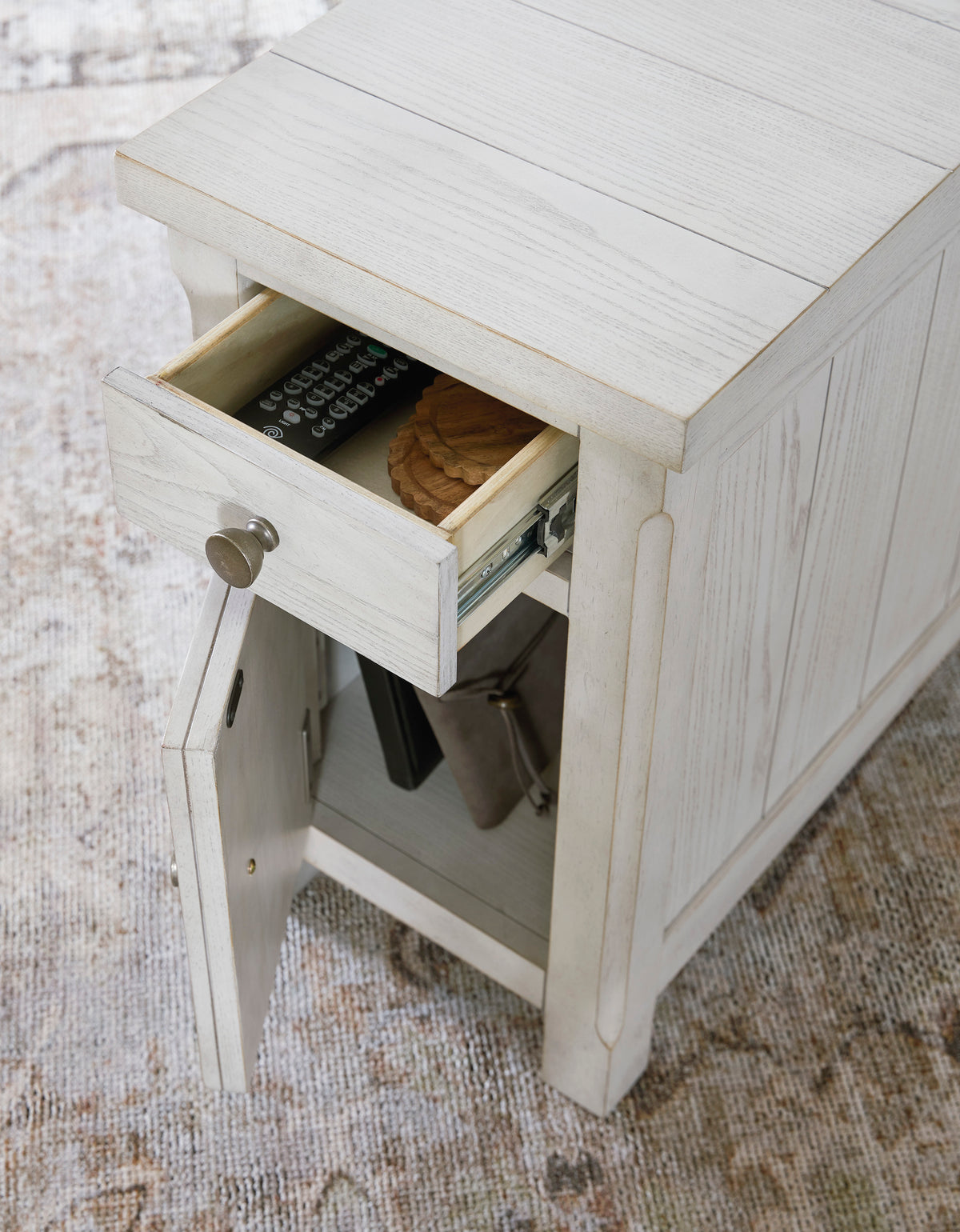 Ashley Robbinsdale Chairside End Table