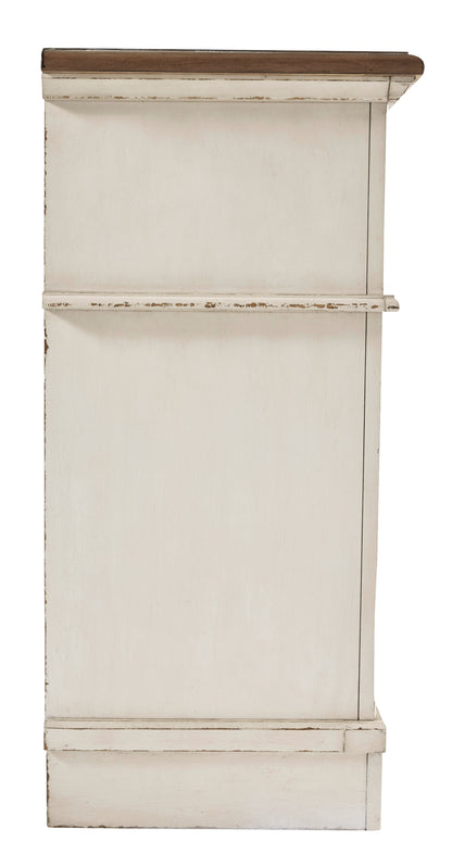 Realyn 6-Drawer Dresser